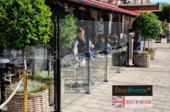 StopBreeze® Adjustable Cafe Barriers